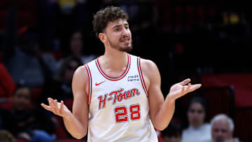 Should the Houston Rockets extend Alperen Sengun this summer?