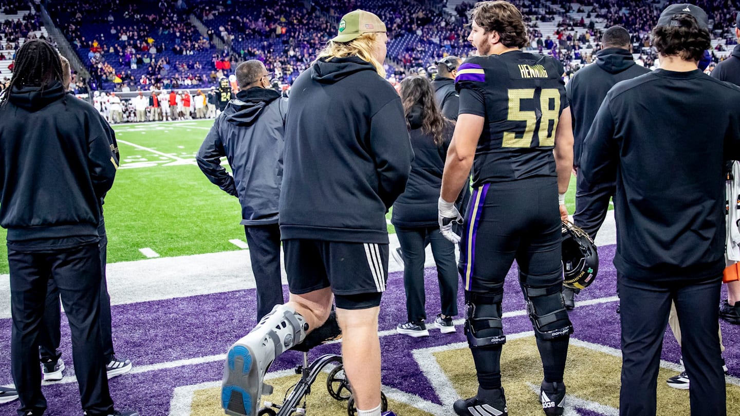 Durfee No Longer On Injury List, Appears Available for Michigan Game