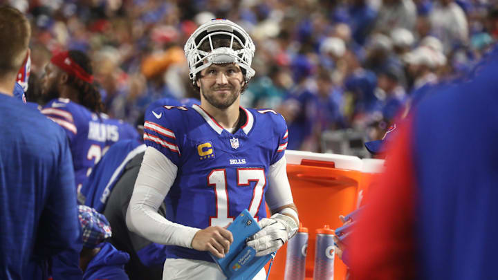Josh Allen was wearing a visor at Bills practice on Tuesday. Josh Allen was wearing a visor at Bills practice on Tuesday.
