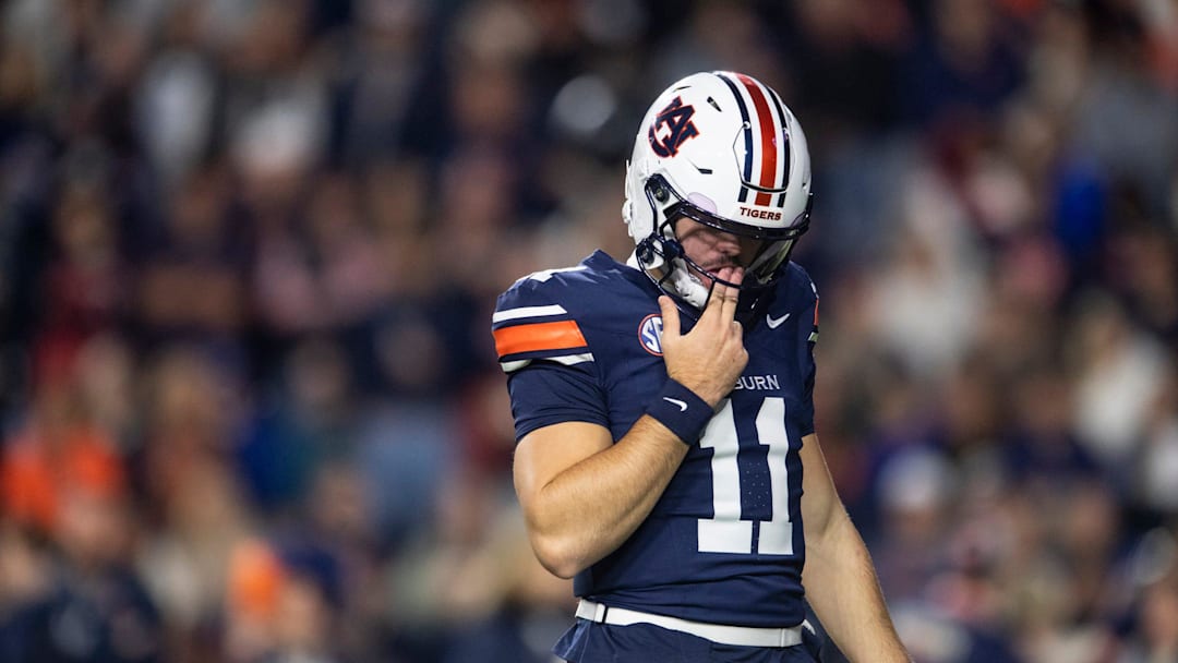 Jackson Arnold takes the field against the Kentucky Wildcats. Kentucky defeated Auburn 10-3.