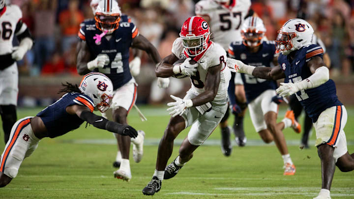 The Georgia Bulldogs defeated the Auburn Tigers, 20-10. The Georgia Bulldogs defeated the Auburn Tigers, 20-10.