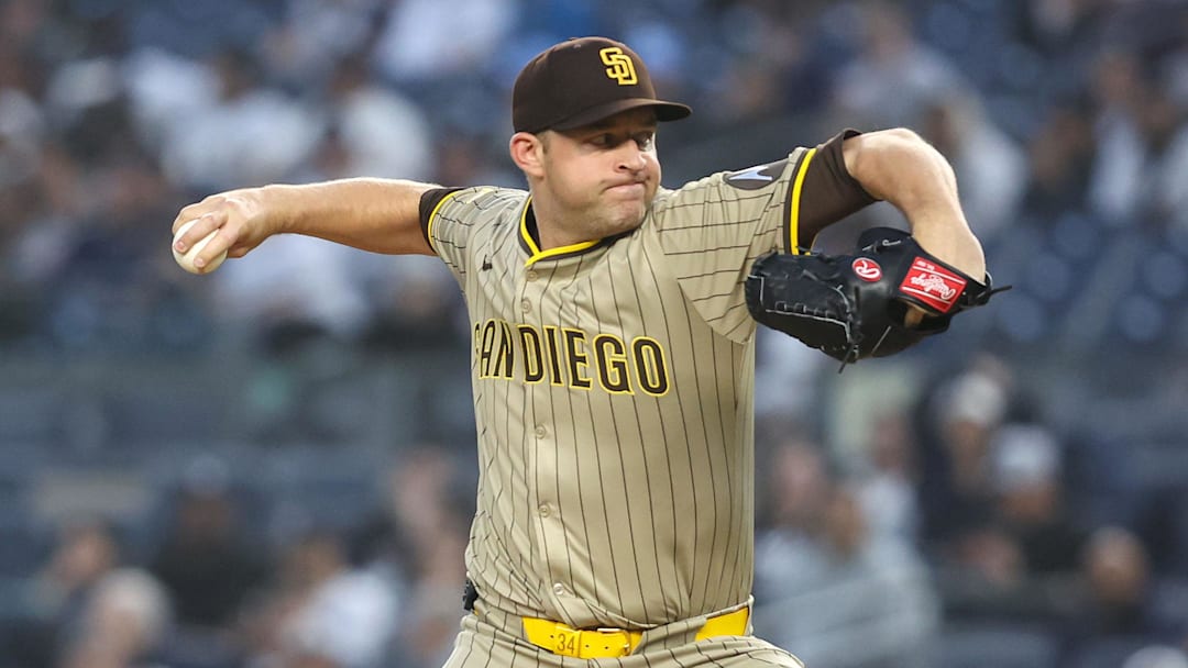 May 6, 2025; Bronx, New York, USA;  San Diego Padres starting pitcher Michael King (34) pitches in the first inning against the New York Yankees at Yankee Stadium. Mandatory Credit: Wendell Cruz-Imagn Images
