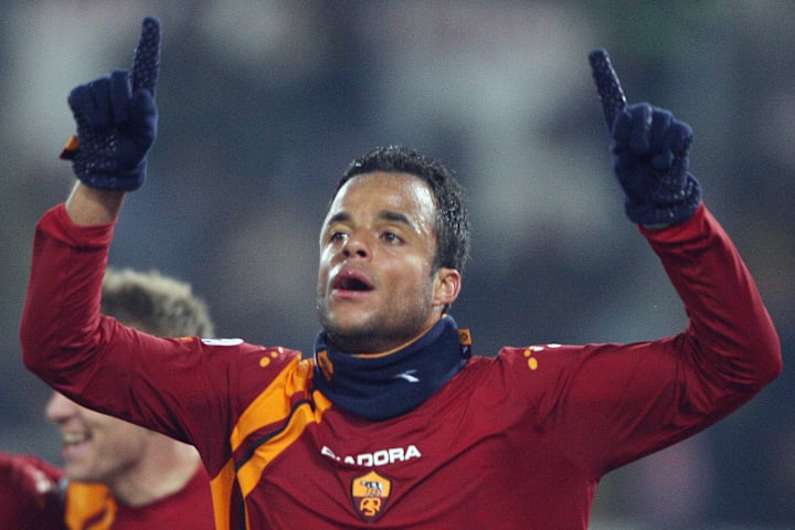 AS Roma's Brazilian Amantino Alessandro