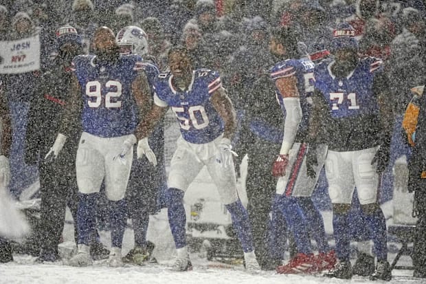 DaQuan Jones, Greg Rousseau, Quinton Jefferson.
