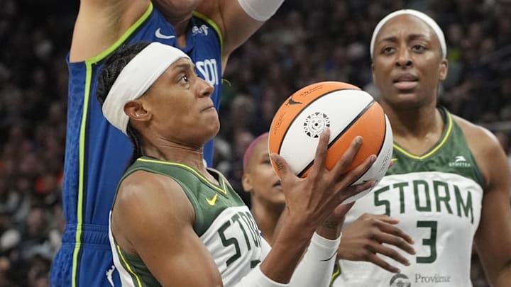 Aug 28, 2025; Minneapolis, Minnesota, USA; Seattle Storm guard Brittney Sykes (20) goes to the basket past Minnesota Lynx guard Kayla McBride (21) in the first quarter at Target Center. Mandatory Credit: Bruce Kluckhohn-Imagn Images Aug 28, 2025; Minneapolis, Minnesota, USA; Seattle Storm guard Brittney Sykes (20) goes to the basket past Minnesota Lynx guard Kayla McBride (21) in the first quarter at Target Center. Mandatory Credit: Bruce Kluckhohn-Imagn Images