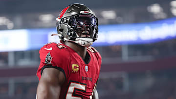 Tampa Bay Buccaneers linebacker Lavonte David (54) reacts after a safety against the Philadelphia Eagles