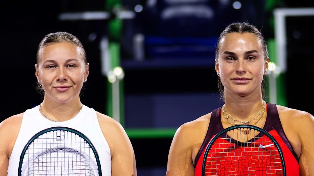 Aryna Sabalenka and Amanda Anisimova at the WTA Finals 2025