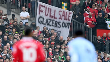 Manchester United v Aston Villa - Premier League