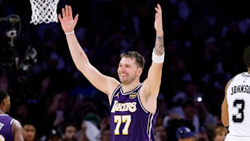 San Antonio Spurs v Los Angeles Lakers