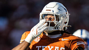 Texas Longhorns linebacker Barryn Sorrell