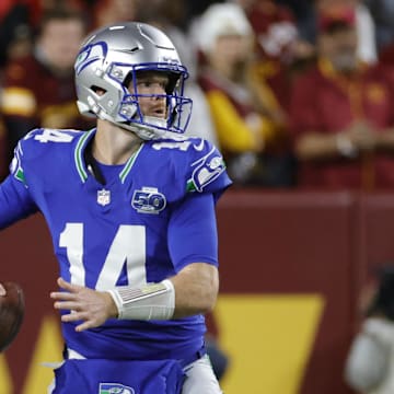 Bet on Sam Darnold to go over his passing yards total against the Rams in Week 11.