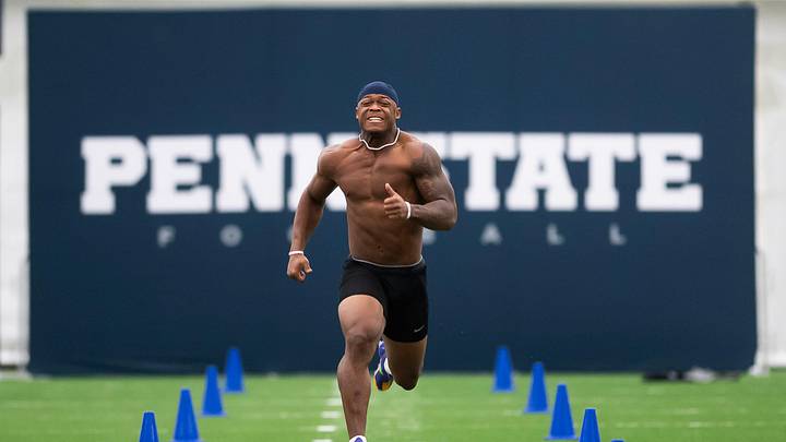 Kobe King runs the 40-yard dash during Penn State's Pro Day