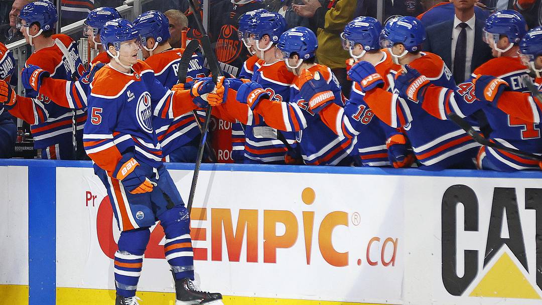 Apr 22, 2026; Edmonton, Alberta, CAN; The Edmonton Oilers celebrate a goal scored by defenseman Connor Murphy (5) against the Anaheim Ducks during the second period in game two of the first round of the 2026 Stanley Cup Playoffs at Rogers Place. Mandatory Credit: Perry Nelson-Imagn Images