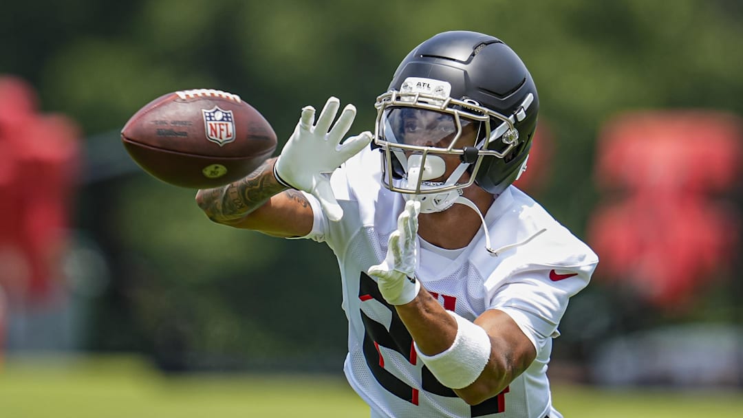 Atlanta Falcons cornerback A.J. Terrell is questionable to return in Week 2 versus the Minnesota Vikings.