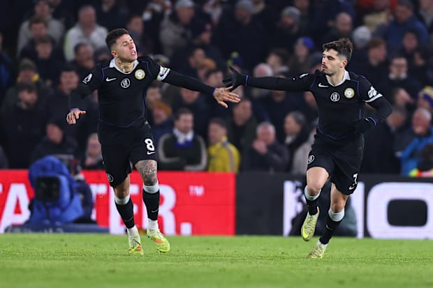 เปโดร เนโต้ และ เอนโซ่ เฟร์นานเดซ