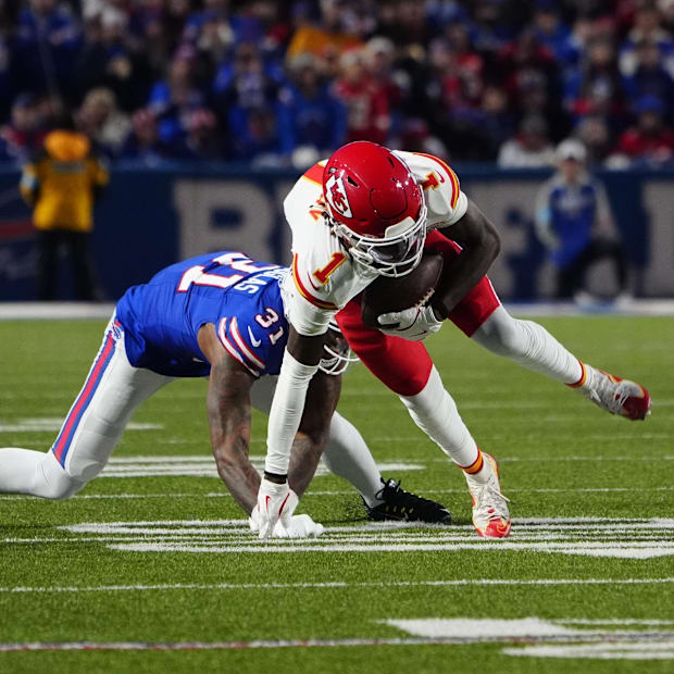 Xavier Worthy (1) vs. Rasul Douglas (31