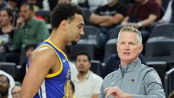 Golden State Warriors v Los Angeles Lakers
