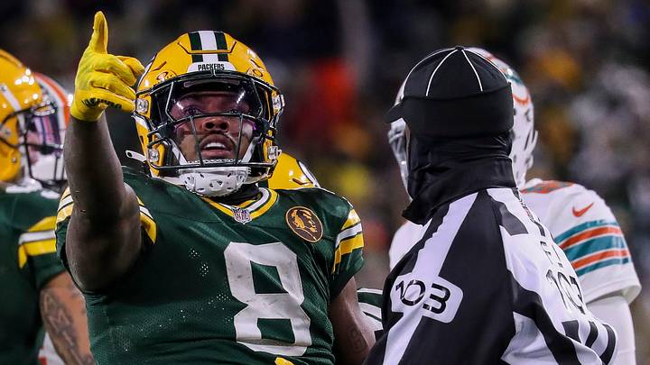Green Bay Packers running back Josh Jacobs (8) signals for a first down at the end of a run against the Miami Dolphins on Thursday, November 28, 2024, at Lambeau Field in Green Bay, Wis. The Packers won the game, 30-17.
Tork Mason/USA TODAY NETWORK-Wisconsin