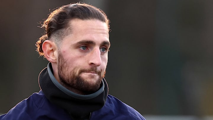 Adrien Rabiot n'est pas encore certain de rester à l'OM. Adrien Rabiot n'est pas encore certain de rester à l'OM.