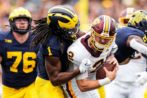 Michigan edge Jaishawn Barham