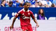 Loic Bade bei einem Testspiel im Sommer auf Schalke