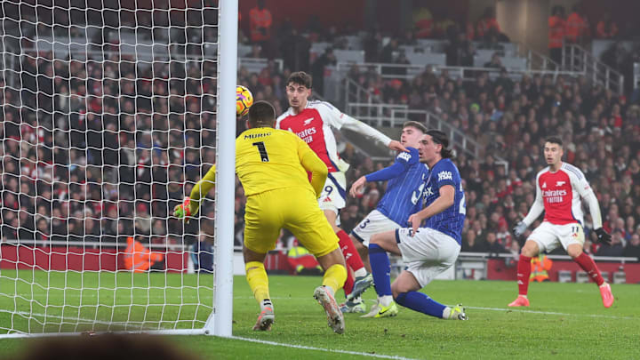 Arsenal edged past Ipswich in the reverse fixture