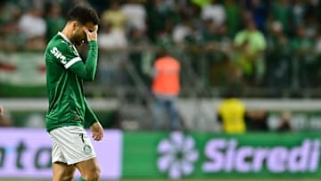 Felipe Anderson foi substituído antes dos 15 minutos de jogo
