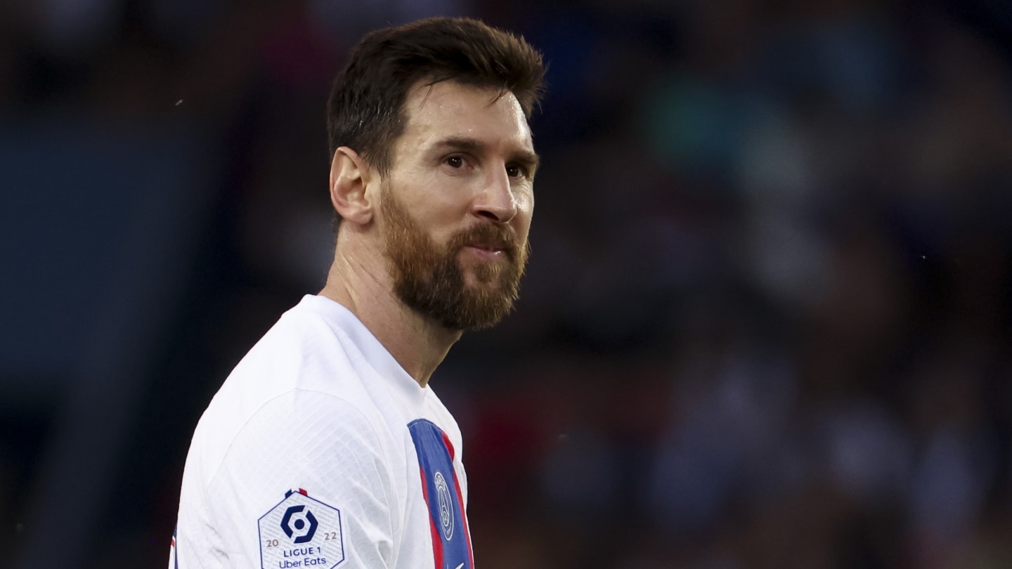 JUST IN: Messi makes 'final decison' on his future - Football