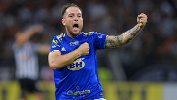 Raposa perdeu no meio da semana pela Copa do Brasil