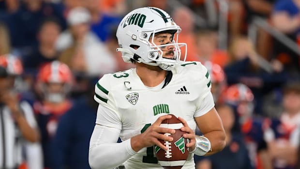 Ohio Bobcats quarterback Parker Navarro