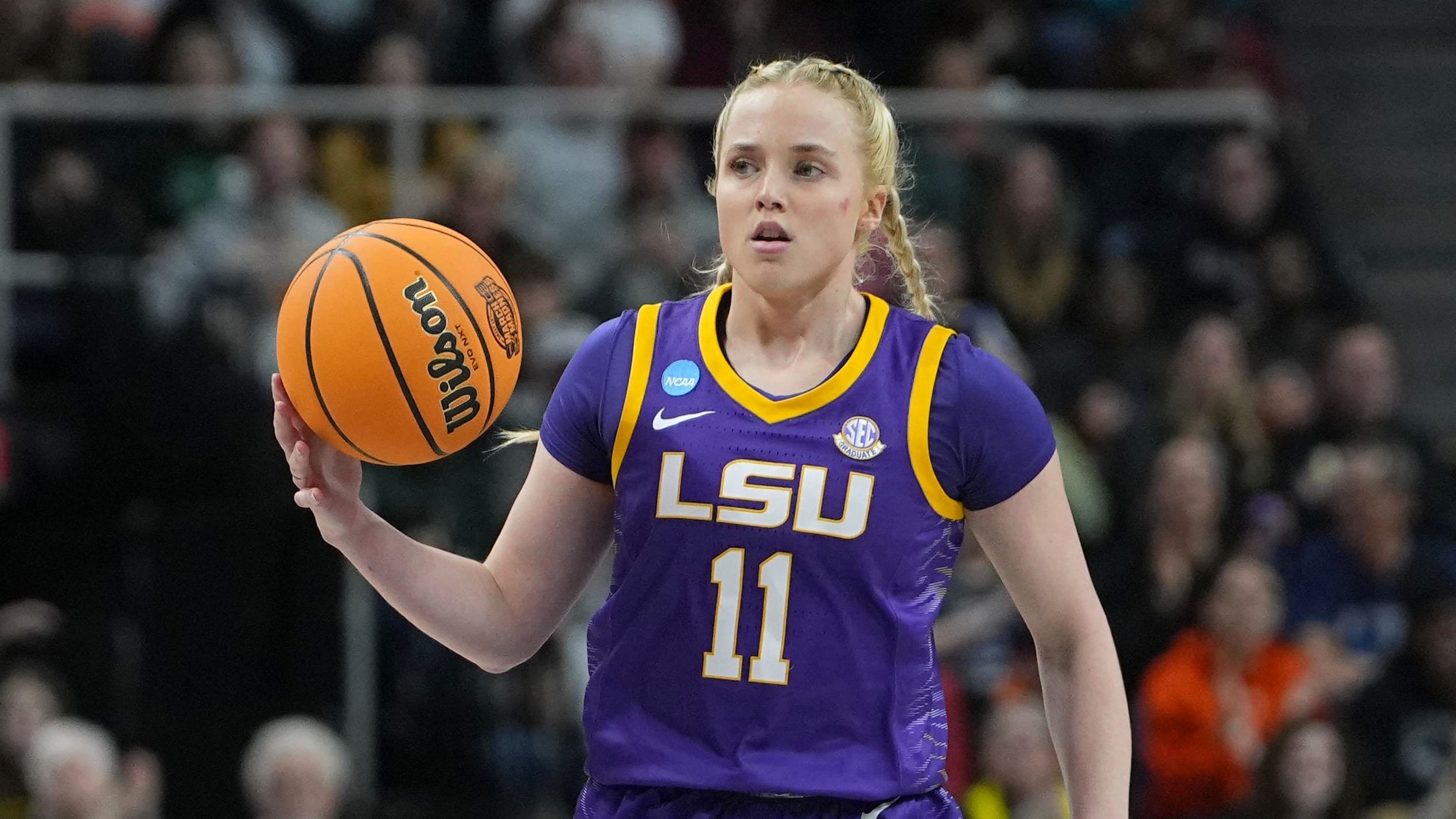 Report: LSU’s Hailey Van Lith Entering Transfer Portal for Last College Season