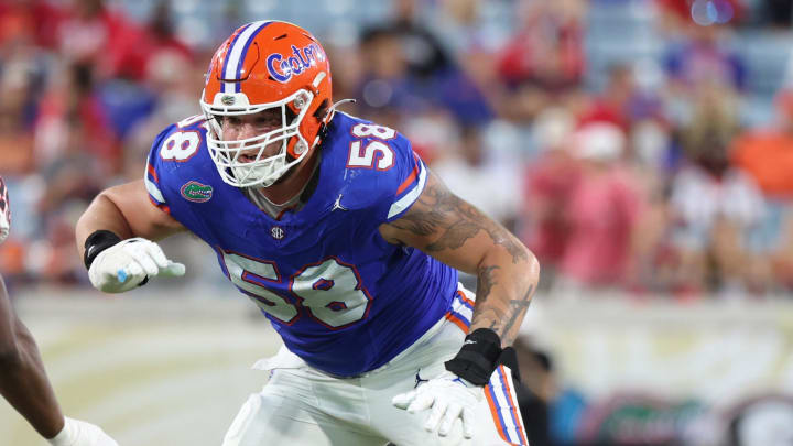 Florida Gators offensive lineman Austin Barber