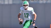 North Texas Mean Green quarterback Drew Mestemaker (17) could follow his former head coach, Eric Morris, to Oklahoma State.
