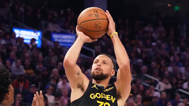 Warriors star Stephen Curry will return on Dec. 12 after missing a couple weeks. Warriors star Stephen Curry will return on Dec. 12 after missing a couple weeks.