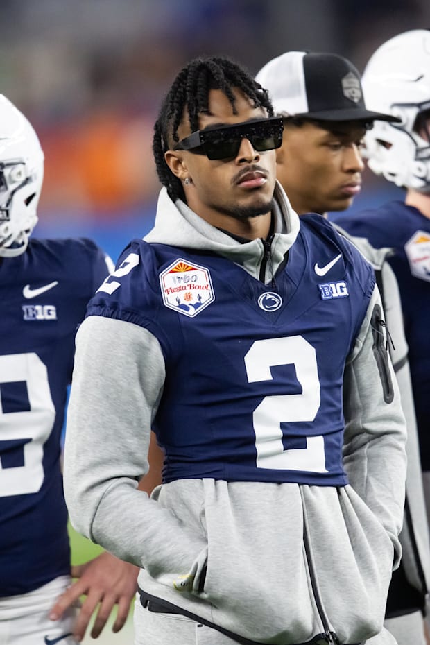 Injured Penn State Nittany Lions safety Kevin Winston Jr against the Boise State Broncos in the Fiesta Bowl 
