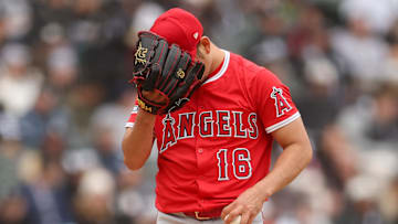 Los Angeles Angels v Chicago White Sox