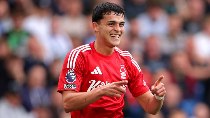 Palmeiras está próximo de fechar negócio com Nottingham Forest por Ramón Sosa Palmeiras está próximo de fechar negócio com Nottingham Forest por Ramón Sosa