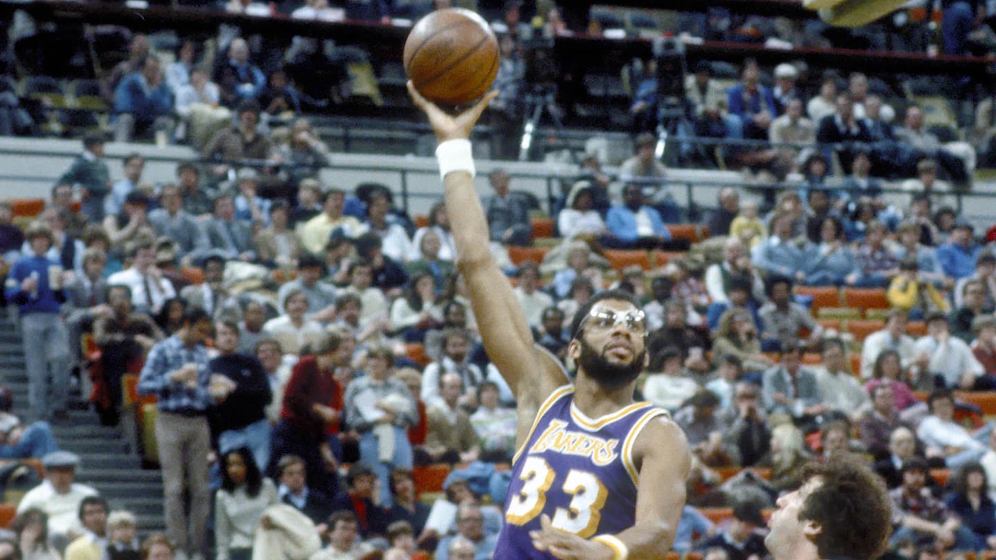 Lakers NBA Champion Dwight Howard Makes Bold Kareem Abdul-Jabbar Statement