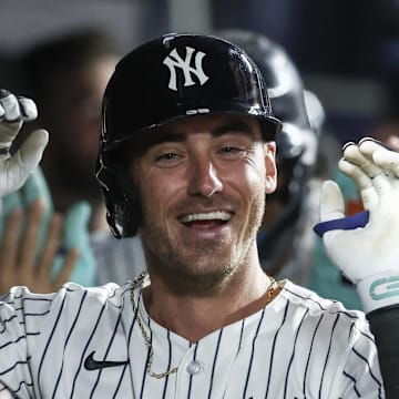 Cody Bellinger drilled three homers against the Cubs Friday night.