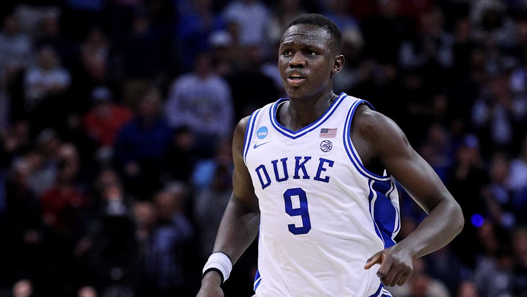 Mar 29, 2025; Newark, NJ, USA; Duke Blue Devils center Khaman Maluach (9) runs up court during the second half against the Alabama Crimson Tide in the East Regional final of the 2025 NCAA tournament at Prudential Center. Mandatory Credit: Vincent Carchietta-Imagn Images Mar 29, 2025; Newark, NJ, USA; Duke Blue Devils center Khaman Maluach (9) runs up court during the second half against the Alabama Crimson Tide in the East Regional final of the 2025 NCAA tournament at Prudential Center. Mandatory Credit: Vincent Carchietta-Imagn Images