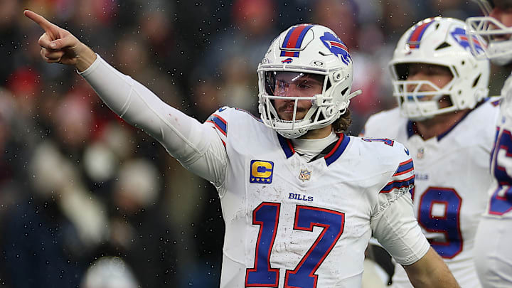 Buffalo Bills v New England Patriots - NFL 2025