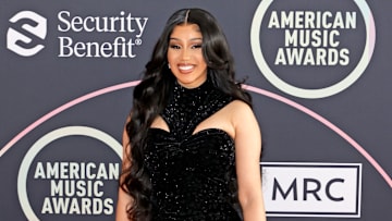Cardi B fue la anfitriona de los American Music Awards 2021