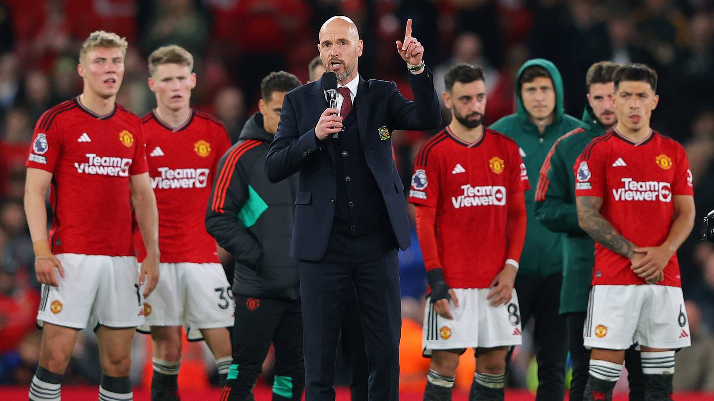 Erik ten Hag gives rousing speech to Old Trafford crowd ahead of season finale - Vimarsana News