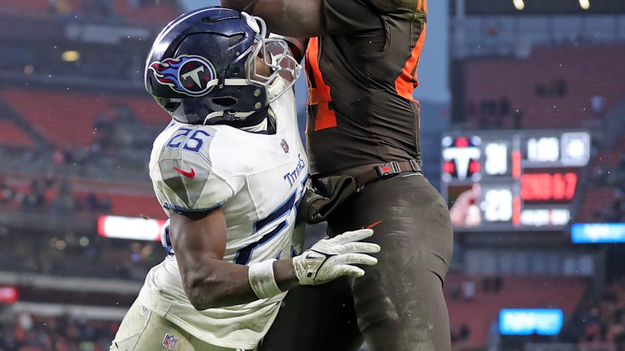 Cleveland Browns tight end Harold Fannin Jr.