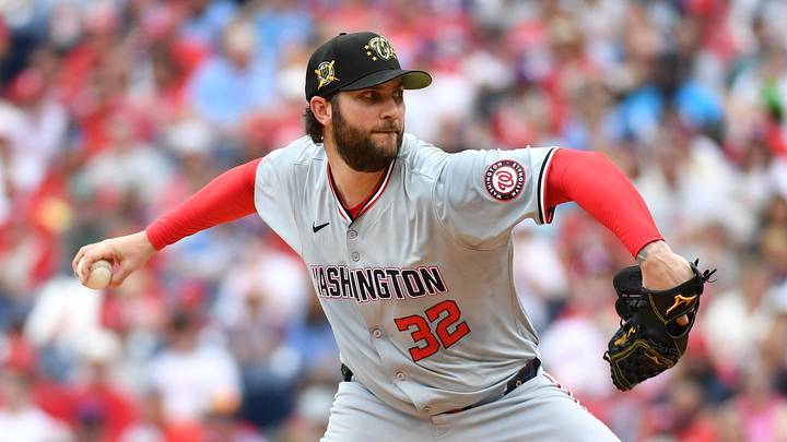 May 19, 2024; Philadelphia, Pennsylvania, USA; Washington Nationals pitcher Trevor Williams (32) throws a pitch during the first inning against the Philadelphia Phillies at Citizens Bank Park. Mandatory Credit: Eric Hartline-USA TODAY Sports