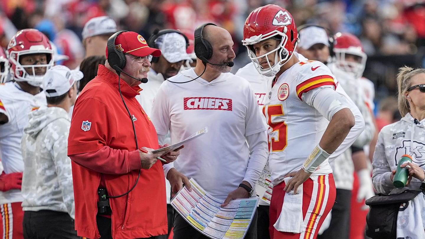 Chiefs Announce Anthem Singer for Black Friday Showdown vs. Raiders