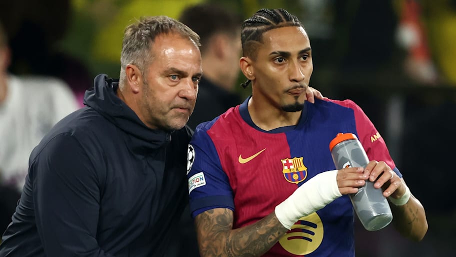Hansi Flick (left) turned Raphinha into one of the world's best this season and both are set to sign contract extensions with Barcelona. | Getty Images/Stefan Matzke/sampics
