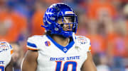 Dec 31, 2024; Glendale, AZ, USA; Boise State Broncos linebacker Andrew Simpson (10) against the Penn State Nittany Lions during the Fiesta Bowl at State Farm Stadium. Mandatory Credit: Mark J. Rebilas-Imagn Images