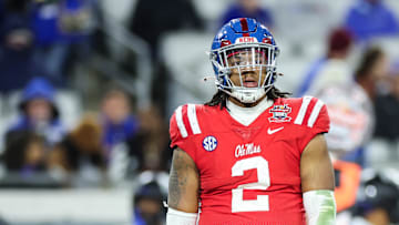 Ole Miss Rebels defensive tackle Walter Nolen (2)