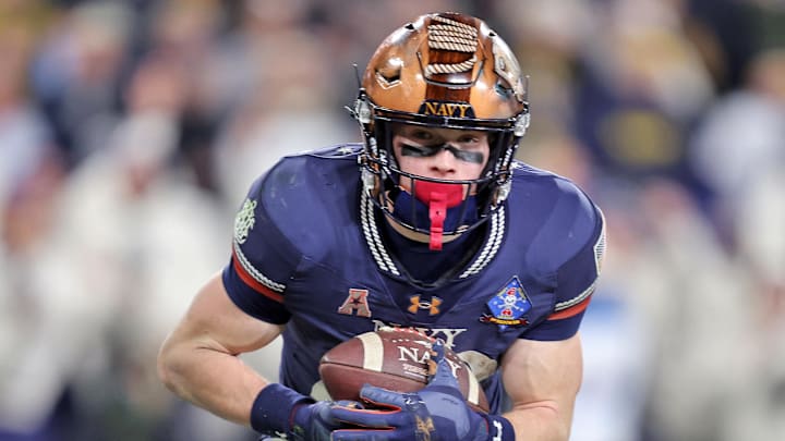 Navy Midshipmen slotback Eli Heidenreich (22)